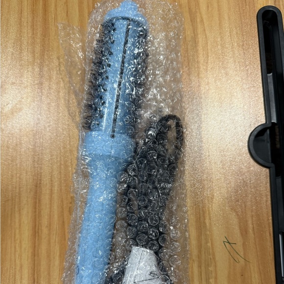 Wavytalk Thermal Brush, 1.5 Inch Blowout Express Ionic Heated Round Brush - - Picture 8 of 9